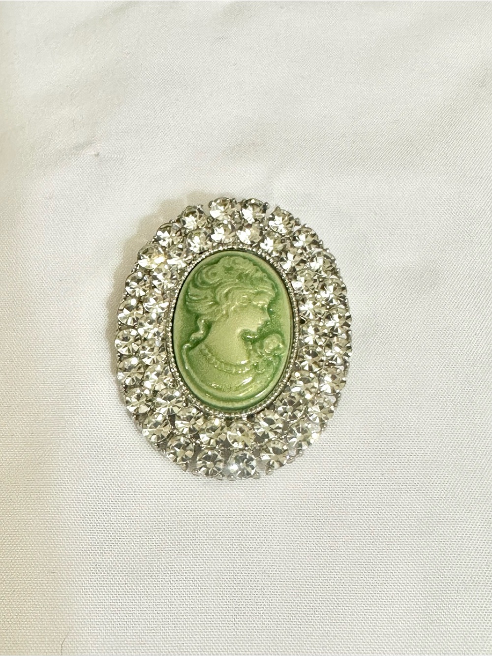 Vintage-Style Green Cameo Crystal Brooch